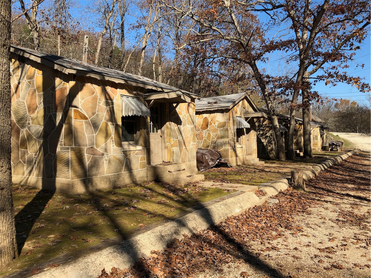 Piney Beach Cabins