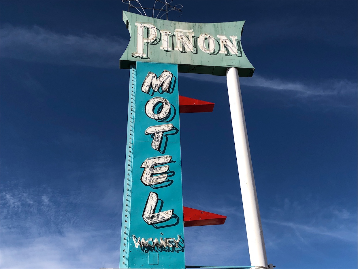 Pinon Motel