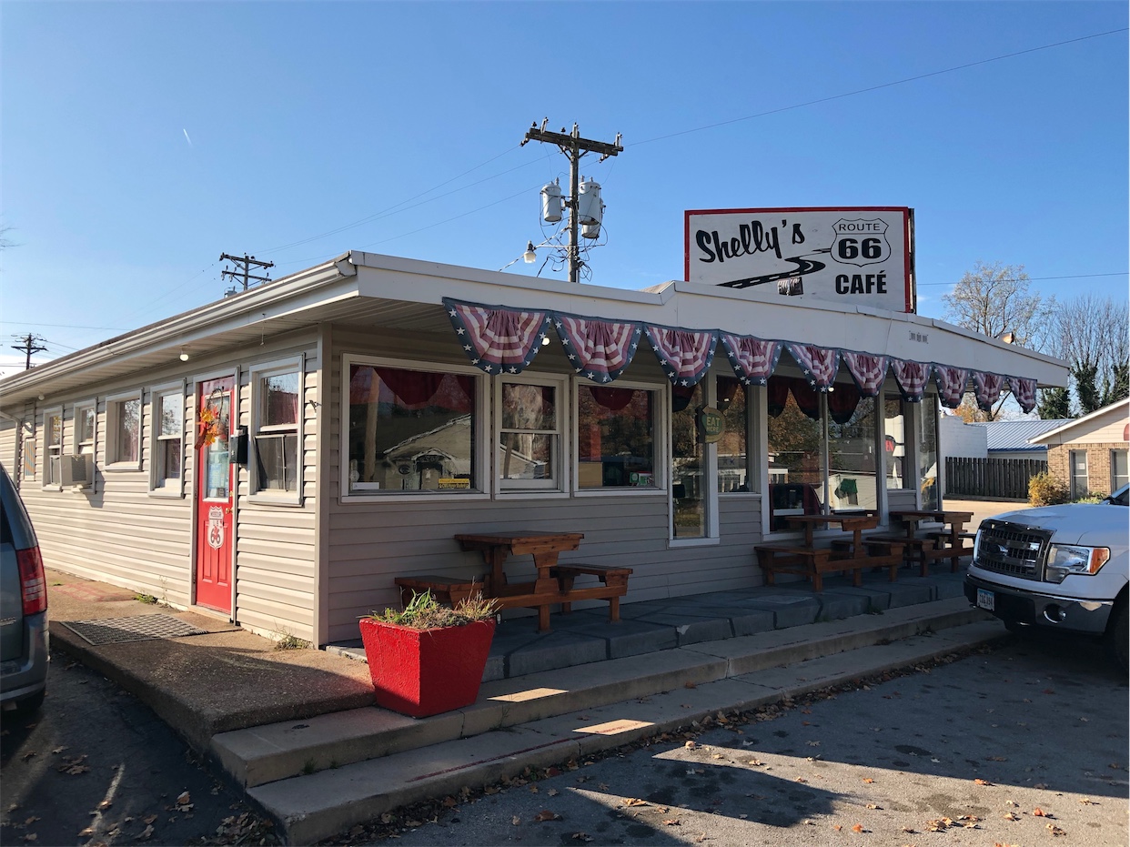 Shelly’s Route 66 Cafe
