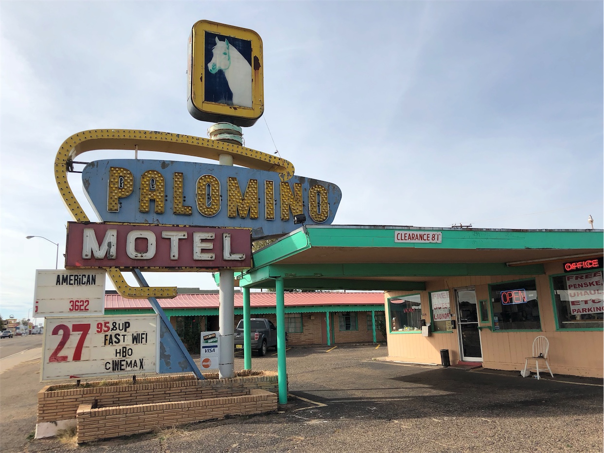 Palomino Motel