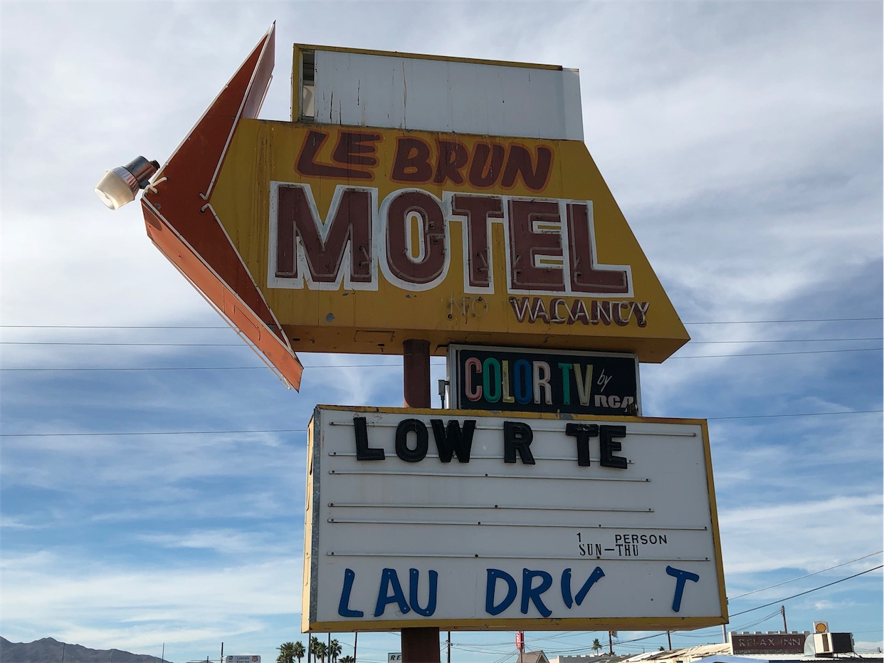 Le Bron Motel